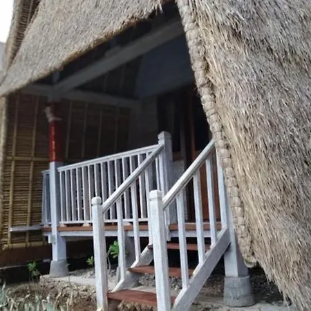Honeybee Hut Lembongan