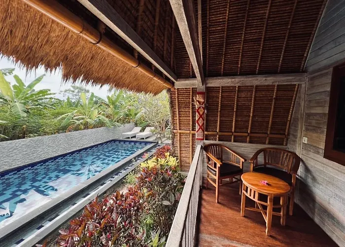 Honeybee Hut Hotel 3*